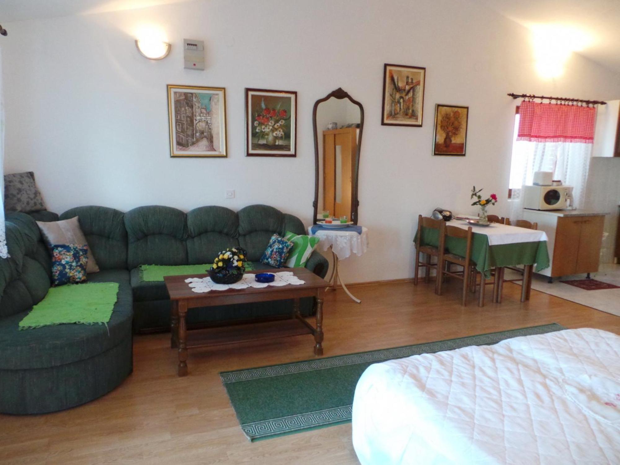 Apartment Snjezana-2 By Interhome Karlobag Dış mekan fotoğraf