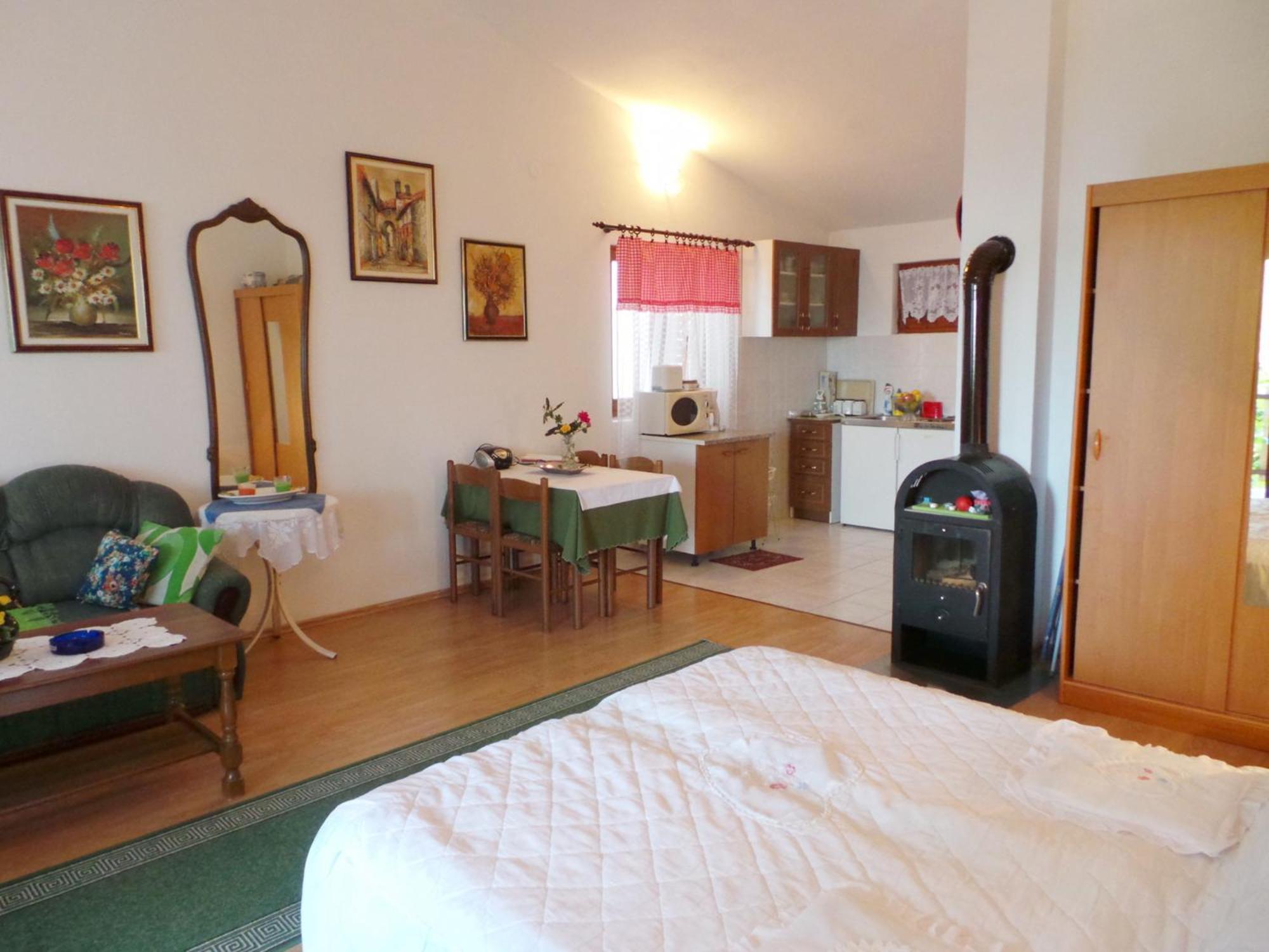 Apartment Snjezana-2 By Interhome Karlobag Dış mekan fotoğraf